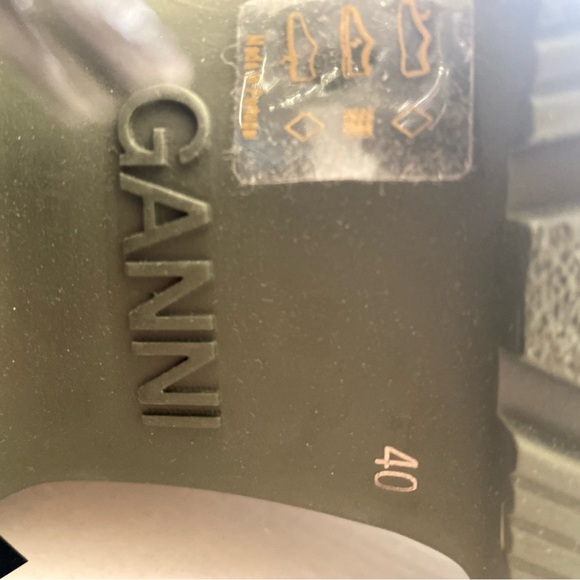 BRAND NEW (w/Box & Dust Bag) GANNI Rubber Boots - Size 10 - Style S1526 - Picture 16 of 16